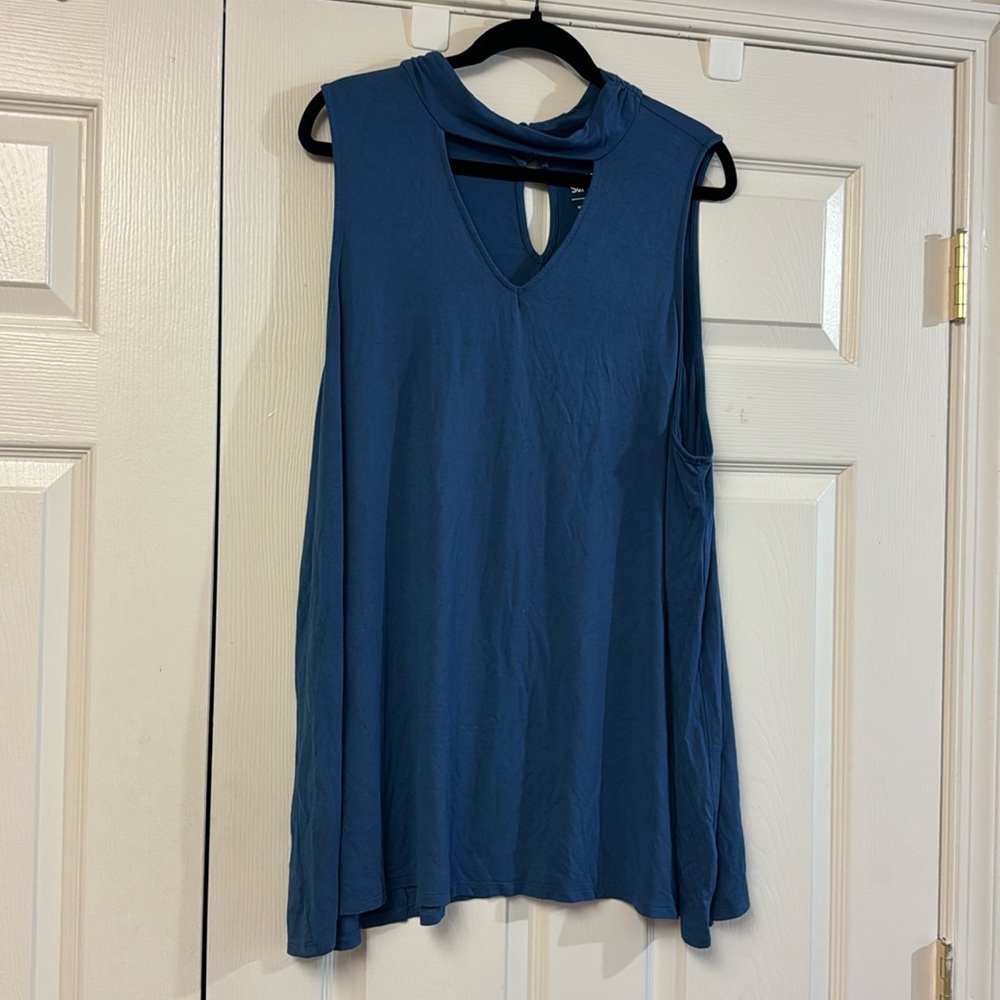 Torrid super soft knits blue sleeves tank top key hole neck 4X - Picture 1 of 5
